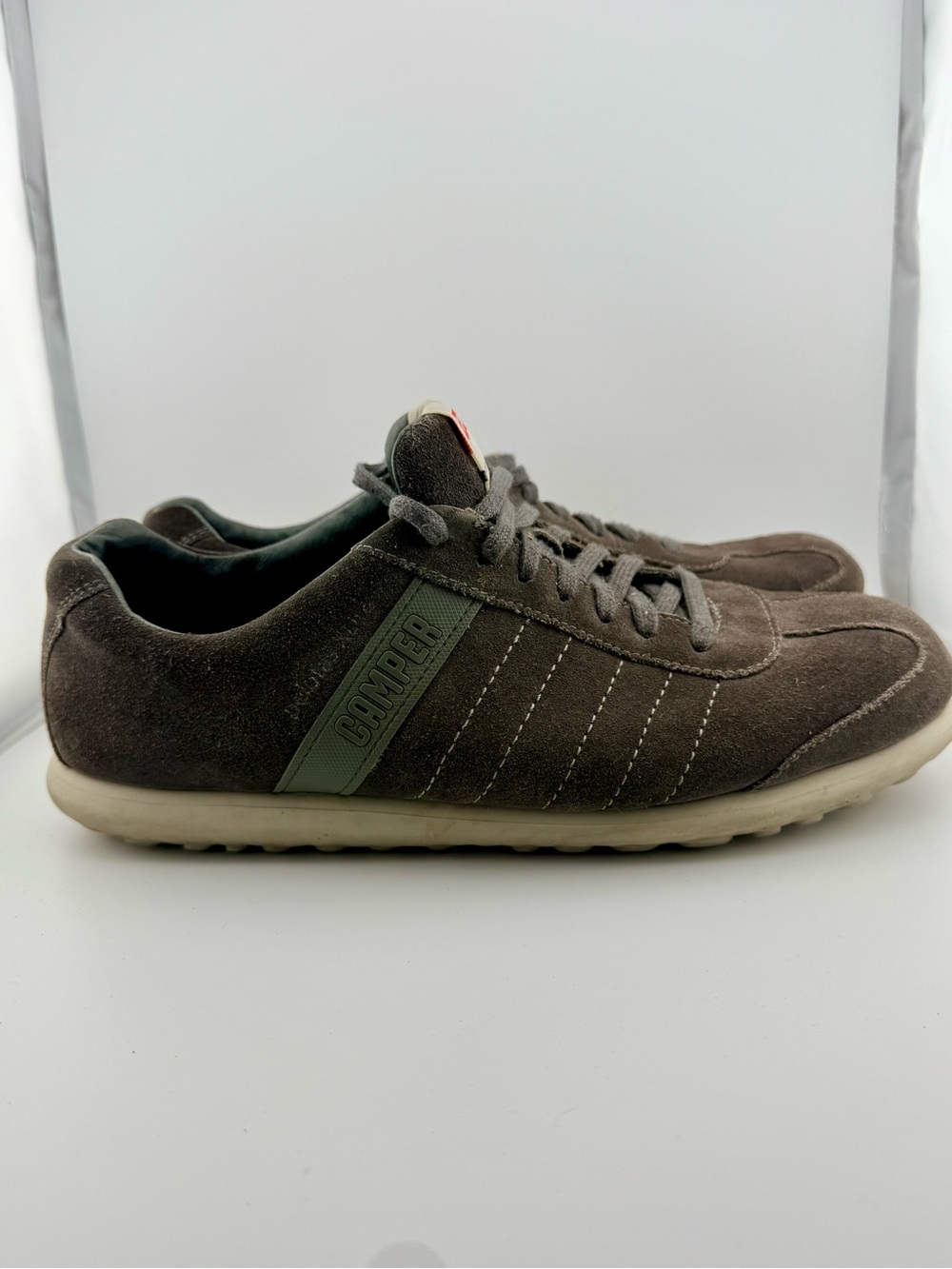 Camper Men’s Grey Pelotas XLite Suede Low-Top Lace Sneakers - Picture 3 of 7